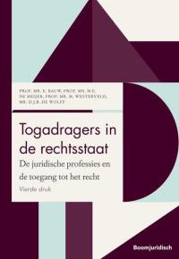 Togadragers in de rechtsstaat